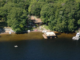 Lake Muskoka beach cottage