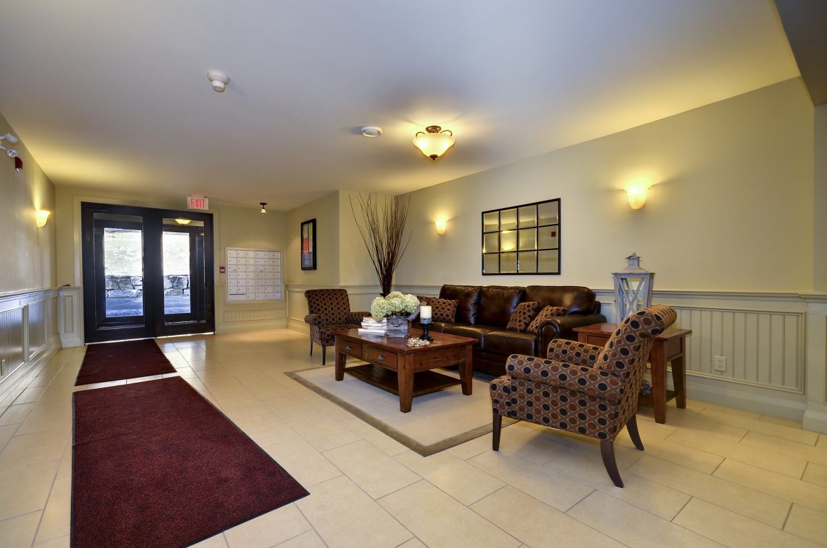 Bracebridge Condo