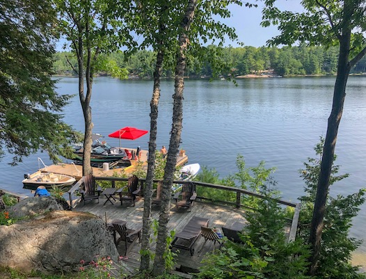 SOLD – Sparrow Lake Gem!